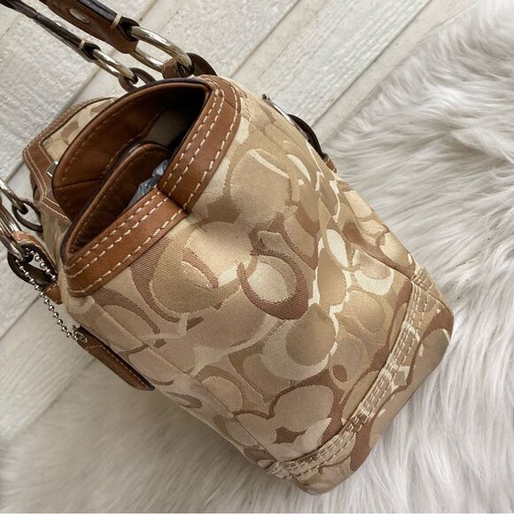 COACH Tan Signature Chelsea Optic Gallery Braided Handle Turnlock 10995 - Picture 4 of 11